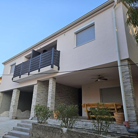 Apartmani Porat Sali Exterior foto